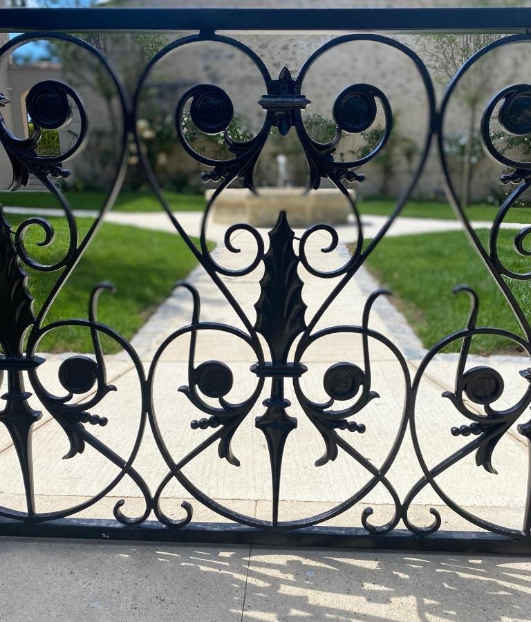 La Maison L'Eperon, Stylish 5 Star Villa Surrounded By Vineyard Near Saint Emilion Verac Ngoại thất bức ảnh
